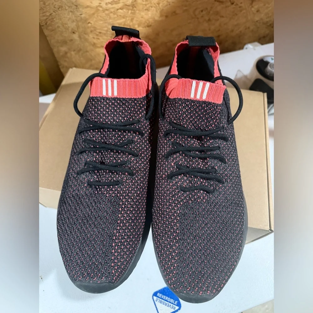 Adidas PrimeKnit Sneakers